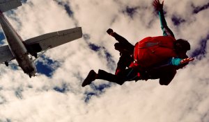 [Boyfriend jumps from perfectly good airplane.!]
