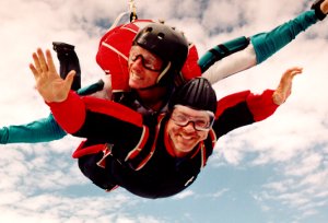 [Boyfriend in free fall; I love this!!]